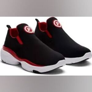 (S-4190)  Pastry Phoenix Sneaker Sz 7.5